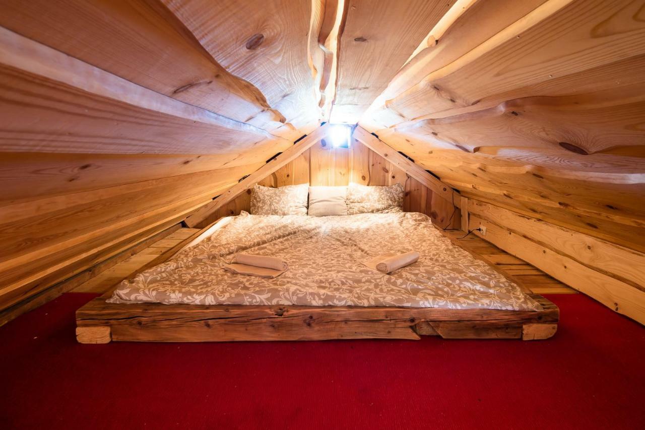 Apartment With Sauna Pr' Geci Dobova Eksteriør billede