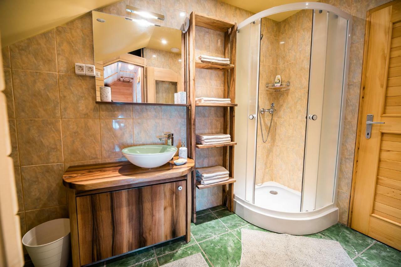 Apartment With Sauna Pr' Geci Dobova Eksteriør billede