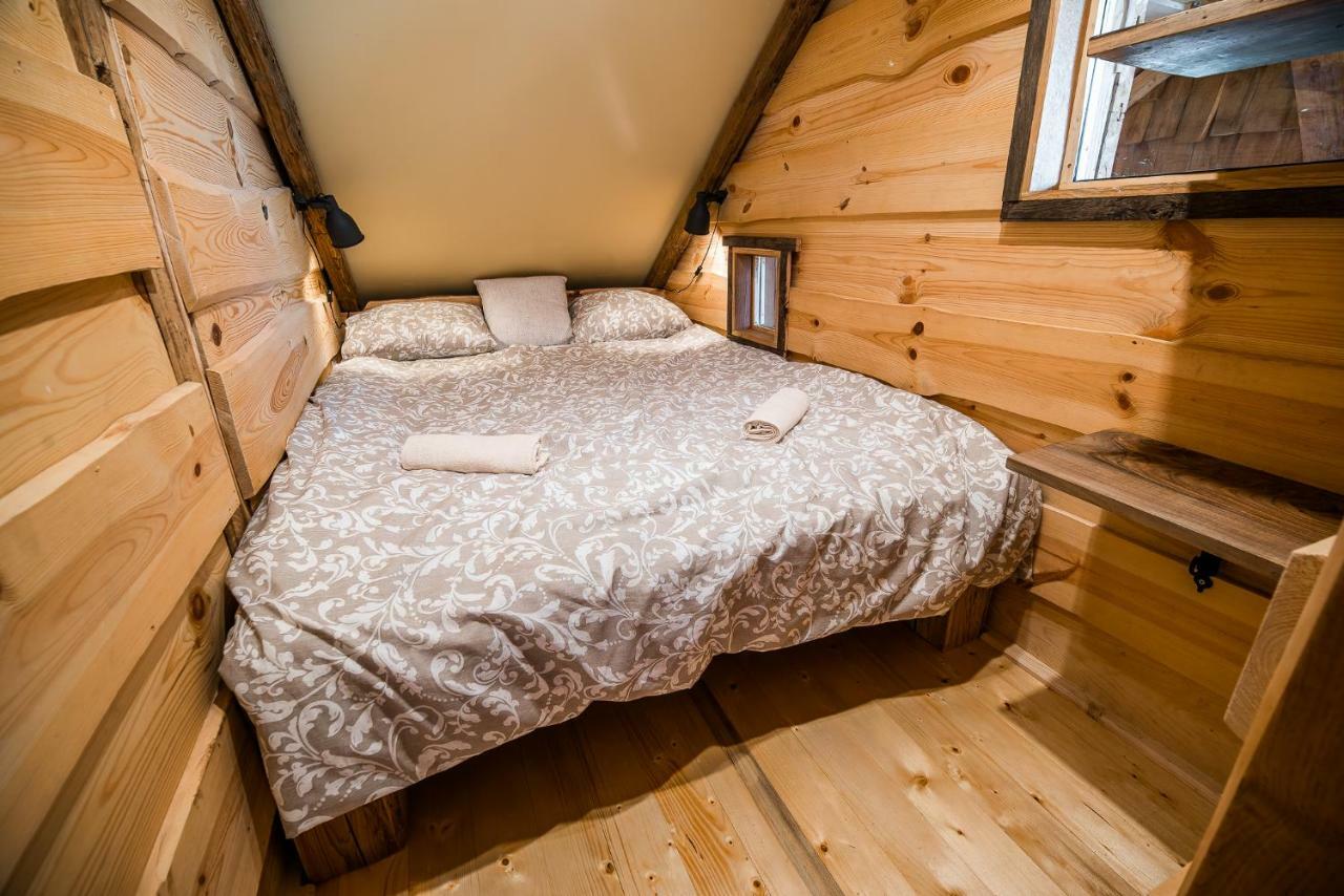 Apartment With Sauna Pr' Geci Dobova Eksteriør billede